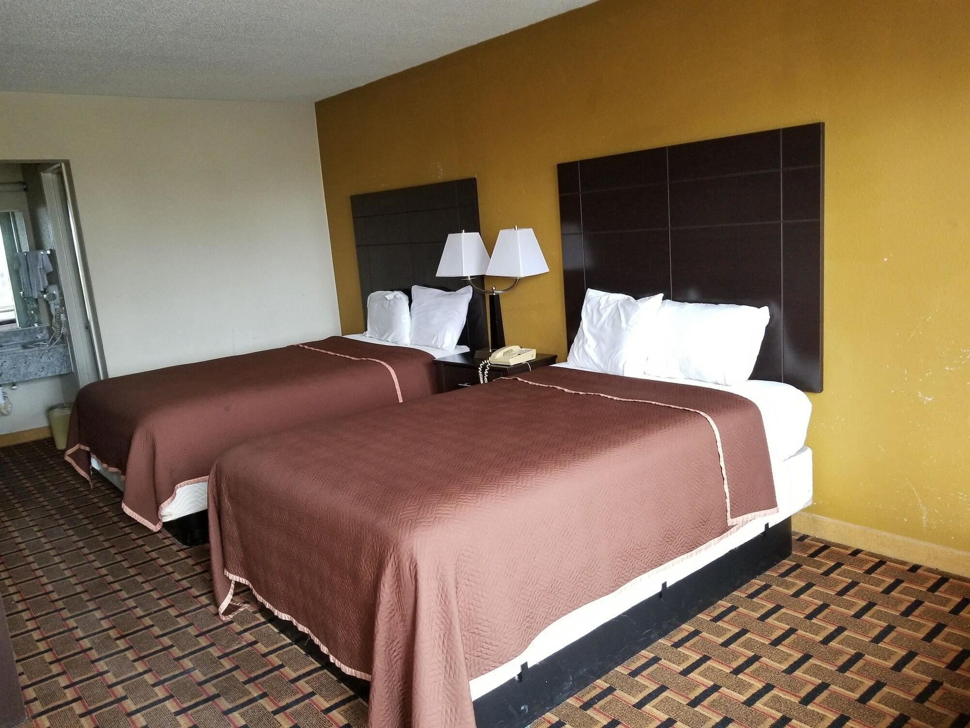 Knights Inn Midland Extérieur photo